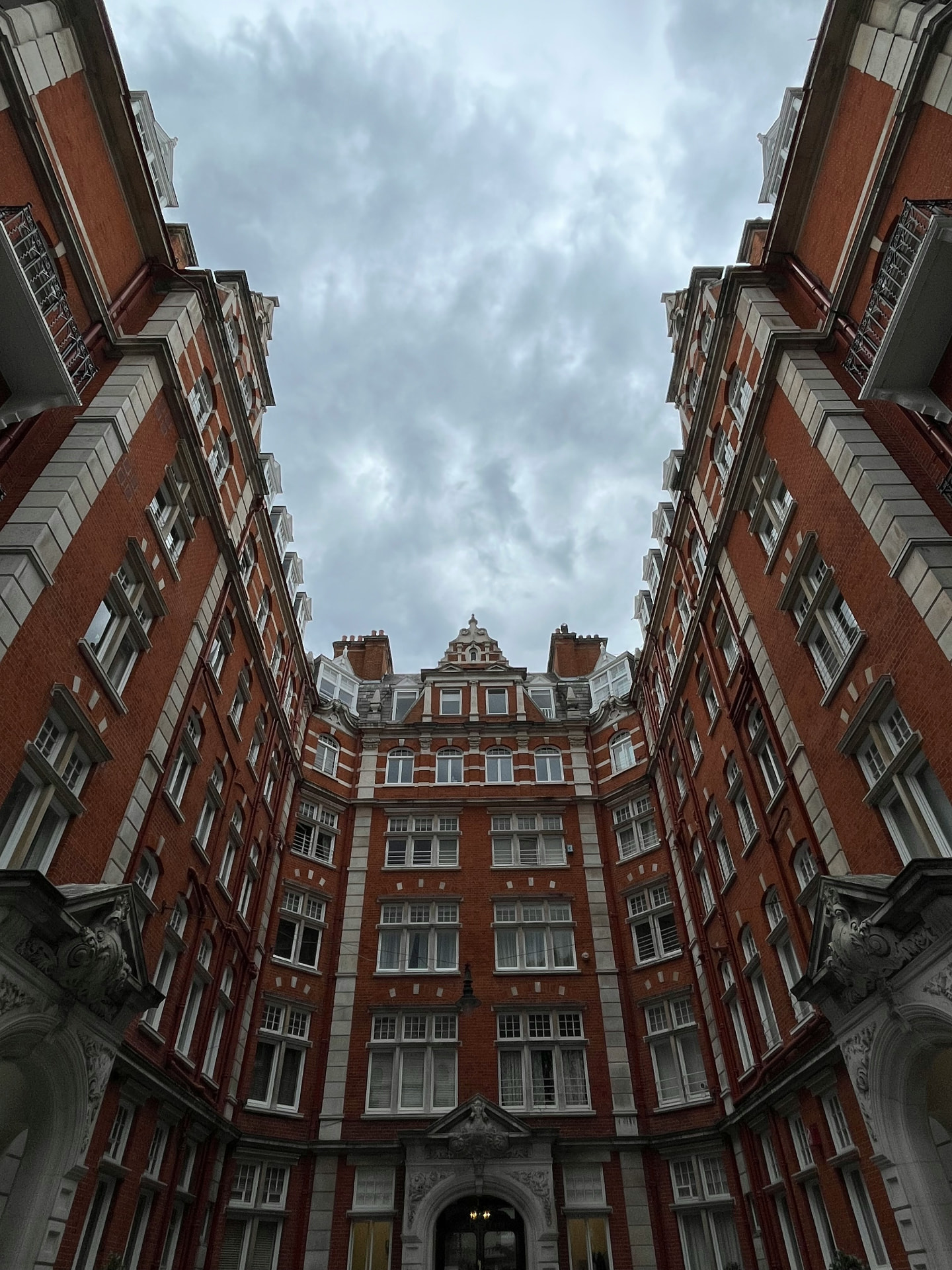 Street scene in Kensington, London